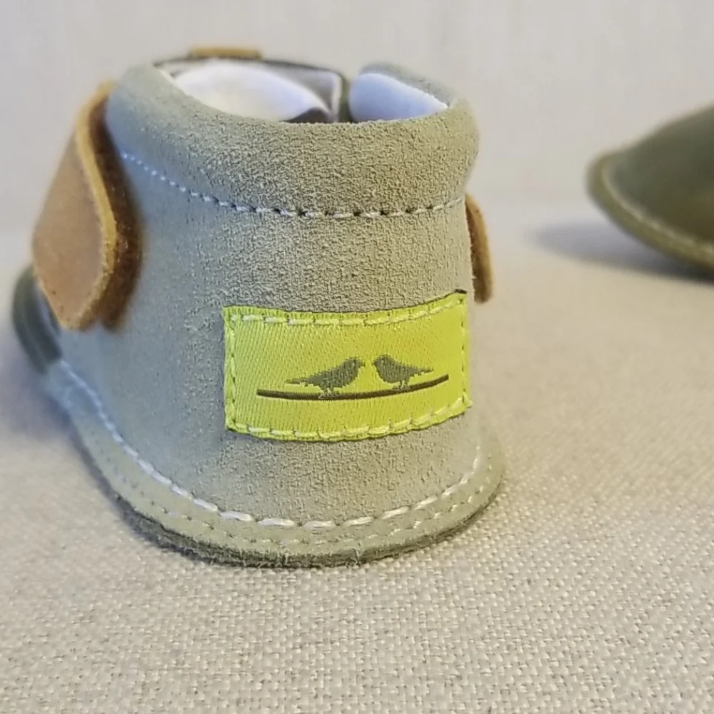 Pipit Stripe Suede Toddler Shoes in Olive/Tan